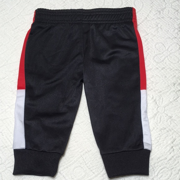 0-3m (2/$20) Puma 3-Piece Set - Picture 5 of 16